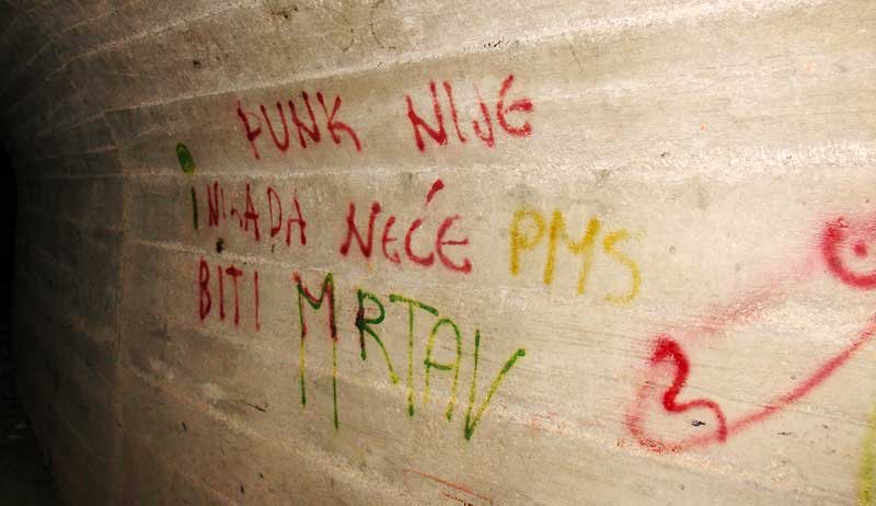Grafiti na Velopinu (2)